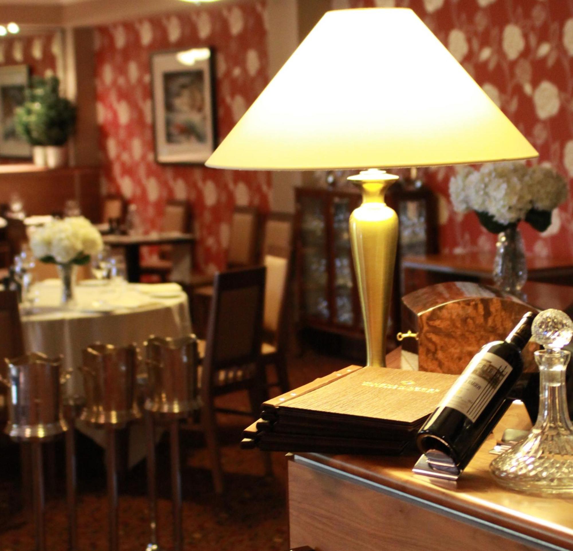 Vaughan Lodge Hotel Lahinch Buitenkant foto