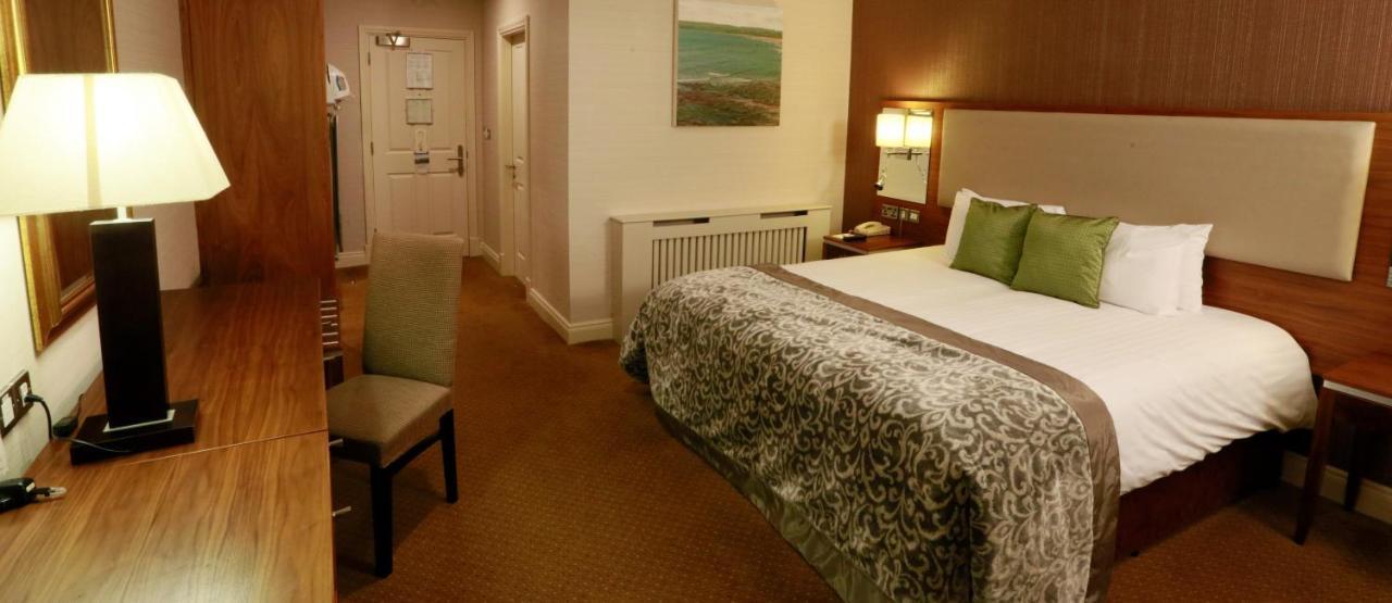 Vaughan Lodge Hotel Lahinch Buitenkant foto