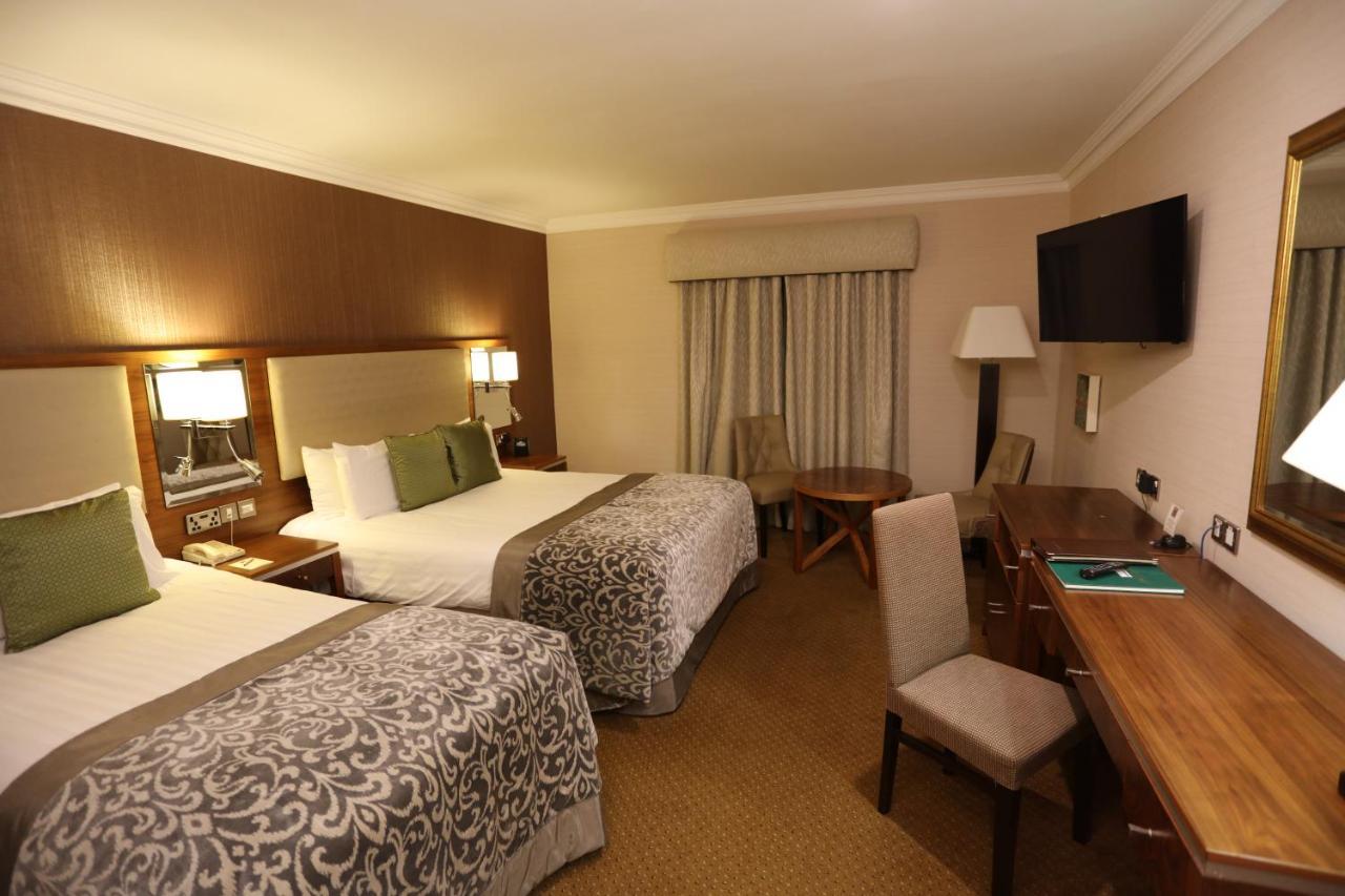 Vaughan Lodge Hotel Lahinch Buitenkant foto