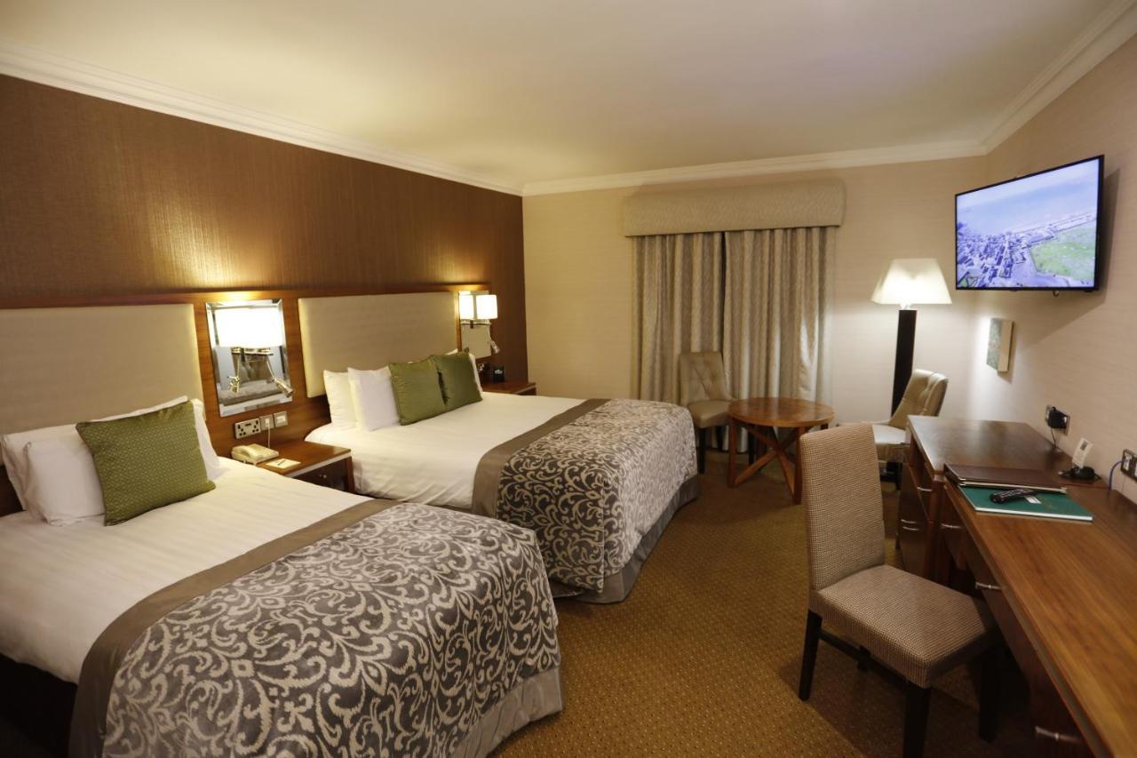 Vaughan Lodge Hotel Lahinch Buitenkant foto